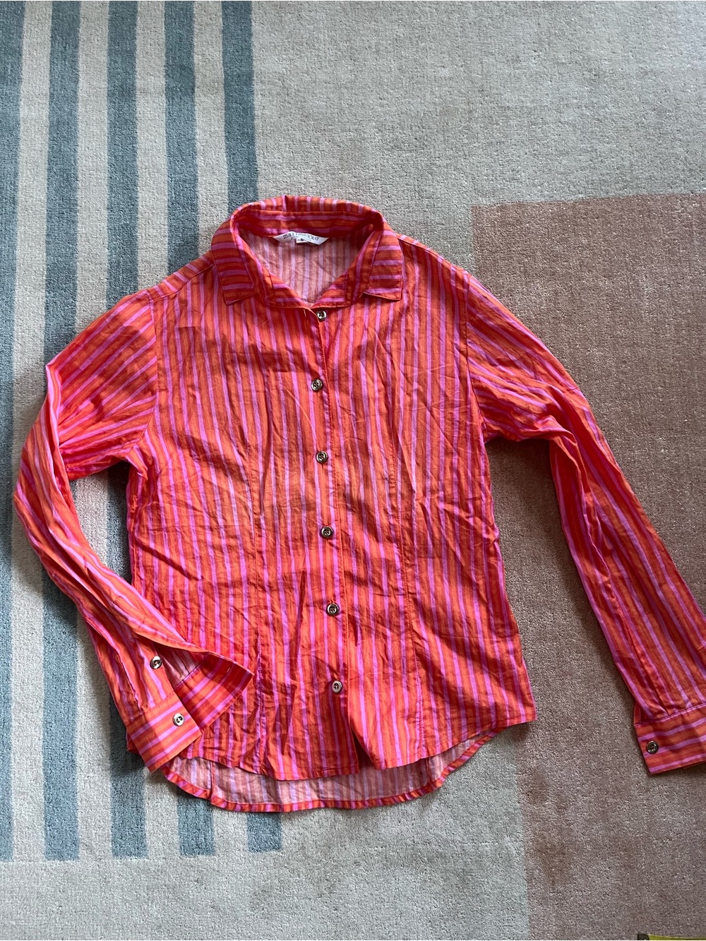 Marimekko fitted button down shirt S